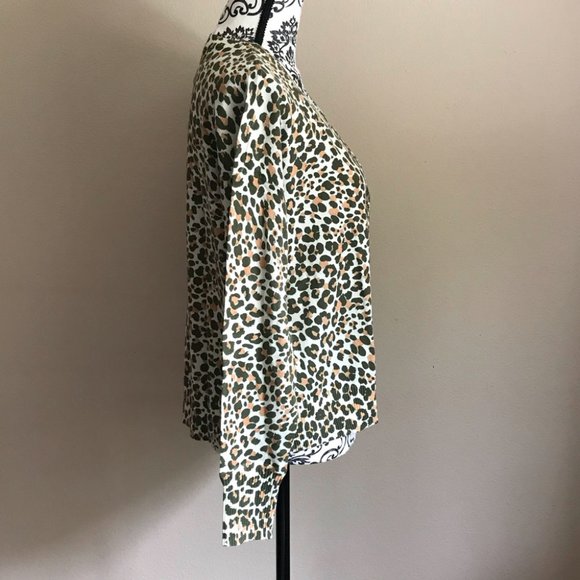 Ann Taylor LOFT Cotton Leopard Print V-Neck Cardigan - Size Small - Picture 6 of 7